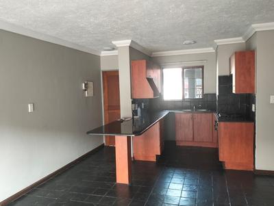 Apartment / Flat For Rent in Erand Gardens, Midrand