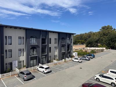 Apartment / Flat For Rent in Brackenfell South, Cape Town